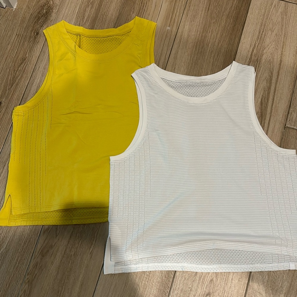 Lululemon cropped tank